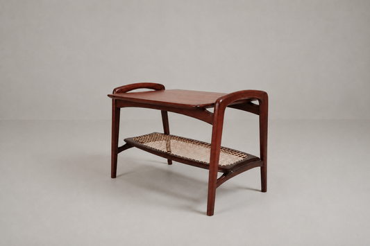 Table d'appoint "Marja" en cannage par Louis Van Teeffelen