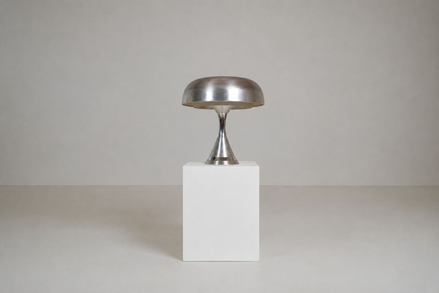 Lampe champignon attribuée à Harvey Guzzini