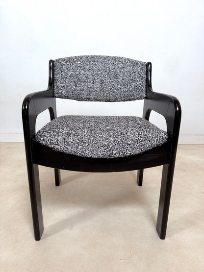 Chaise dans le goût de Eero Aarnio