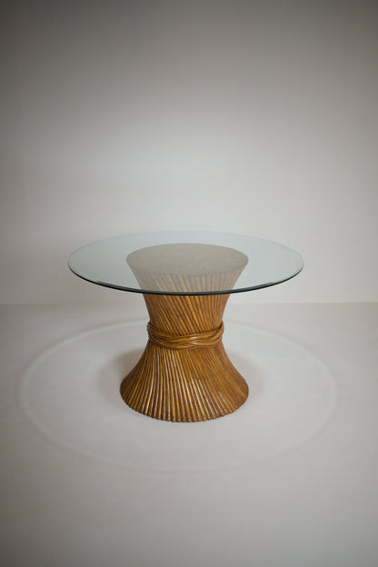 Table de salle a manger en rotin des années 70