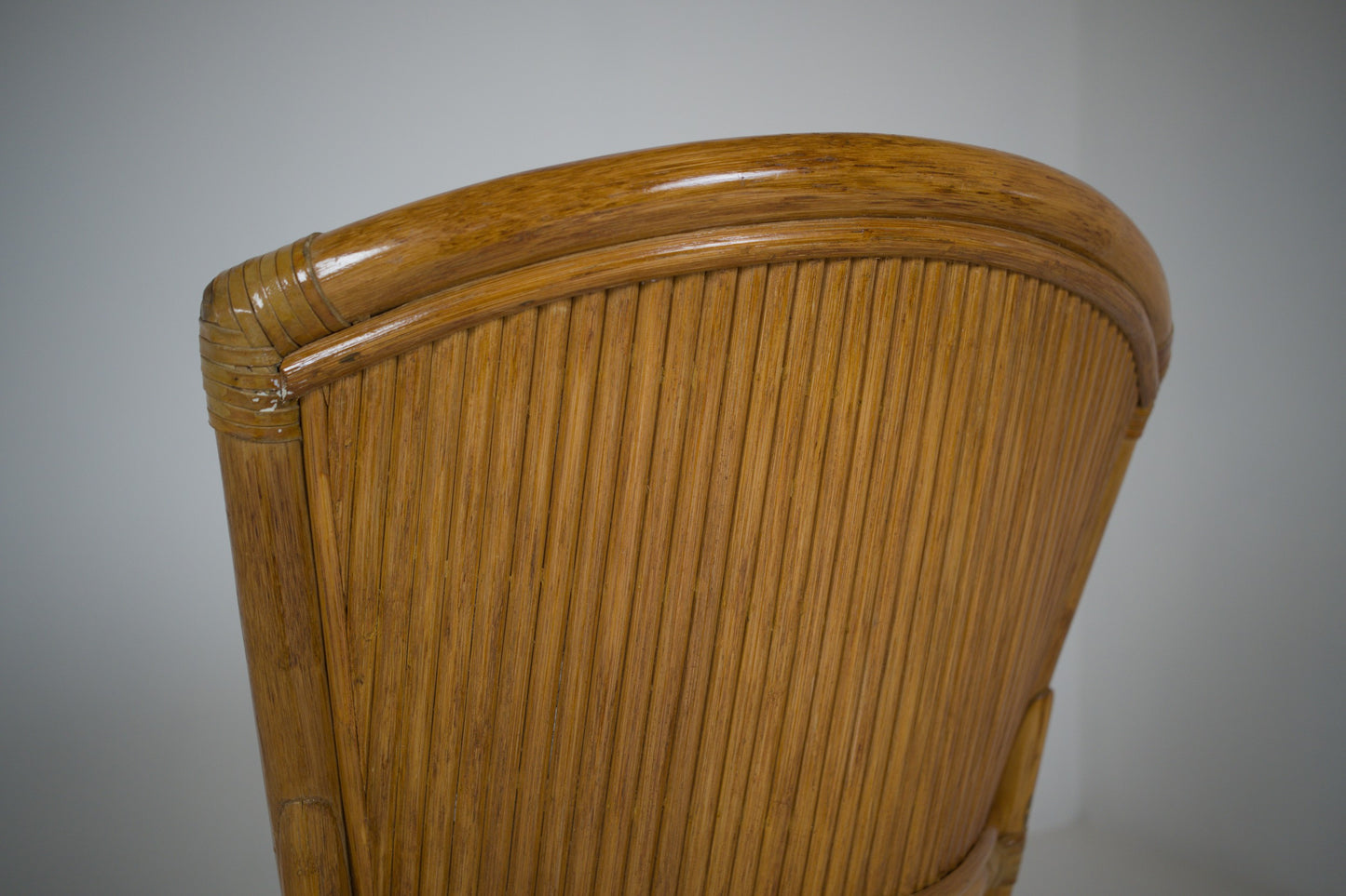 Ensemble table et 4 chaises vintage en rotin esprit Riviera