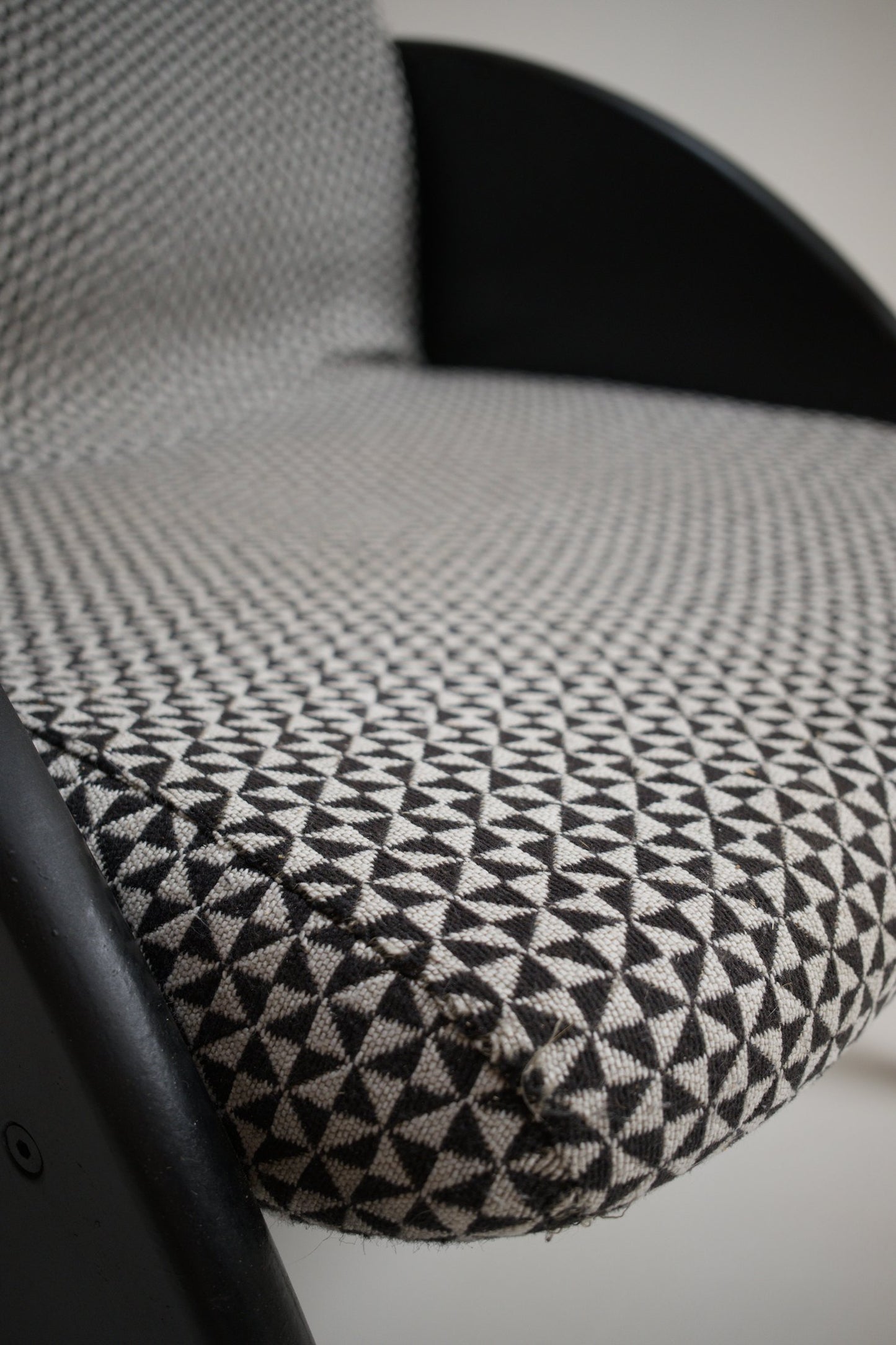 Fauteuil postmoderne des années 80