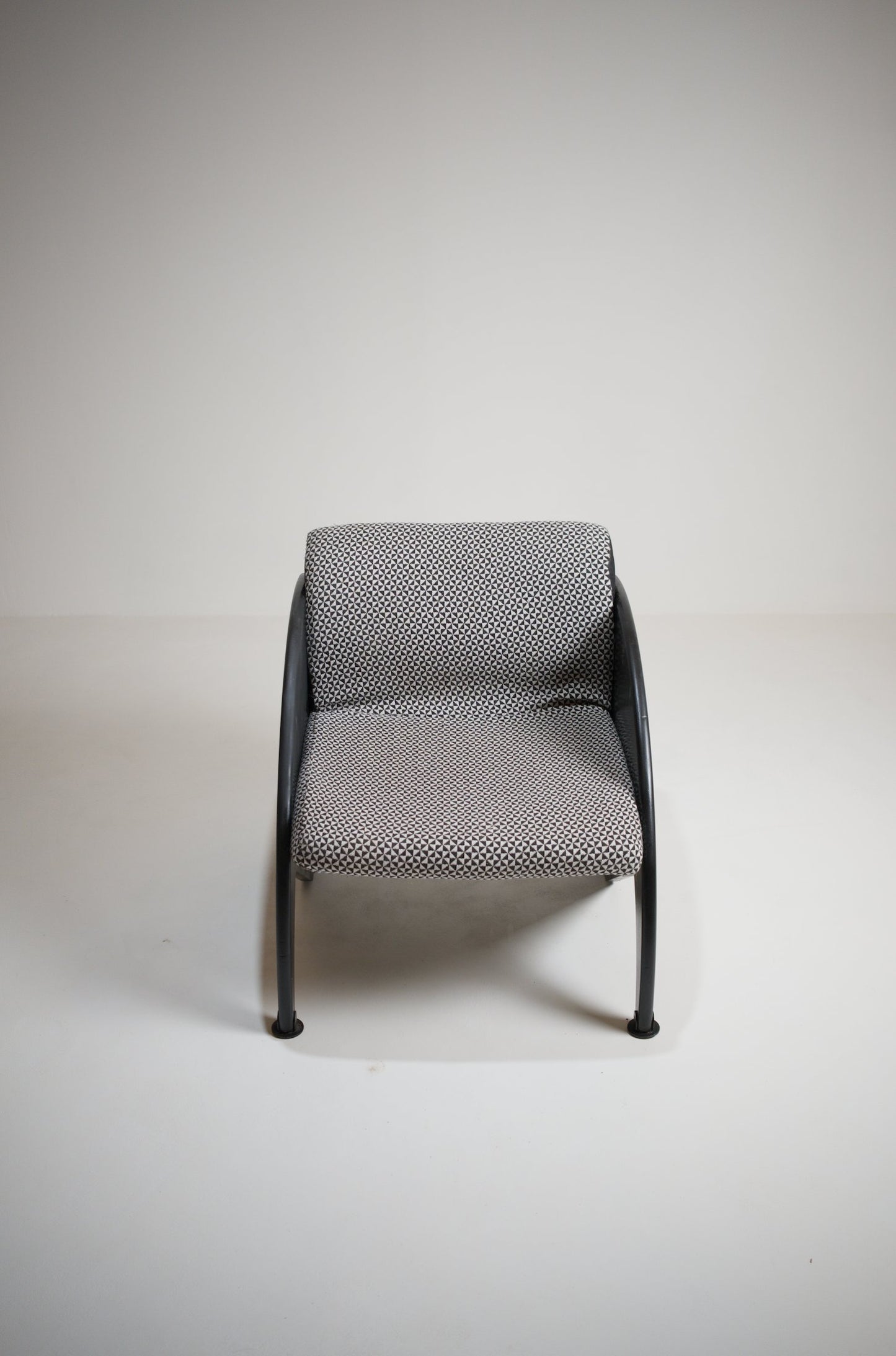 Fauteuil postmoderne des années 80