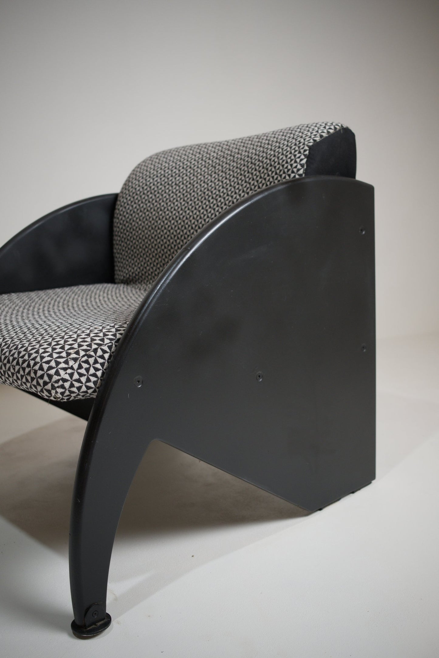 Fauteuil postmoderne des années 80