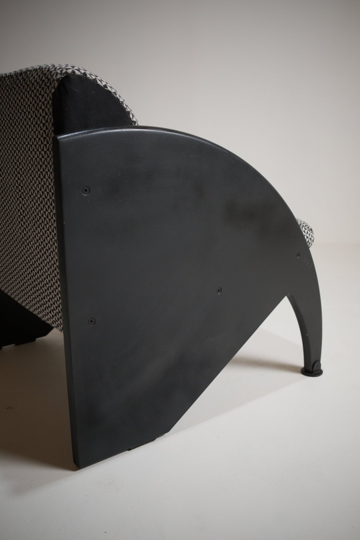 Fauteuil postmoderne des années 80