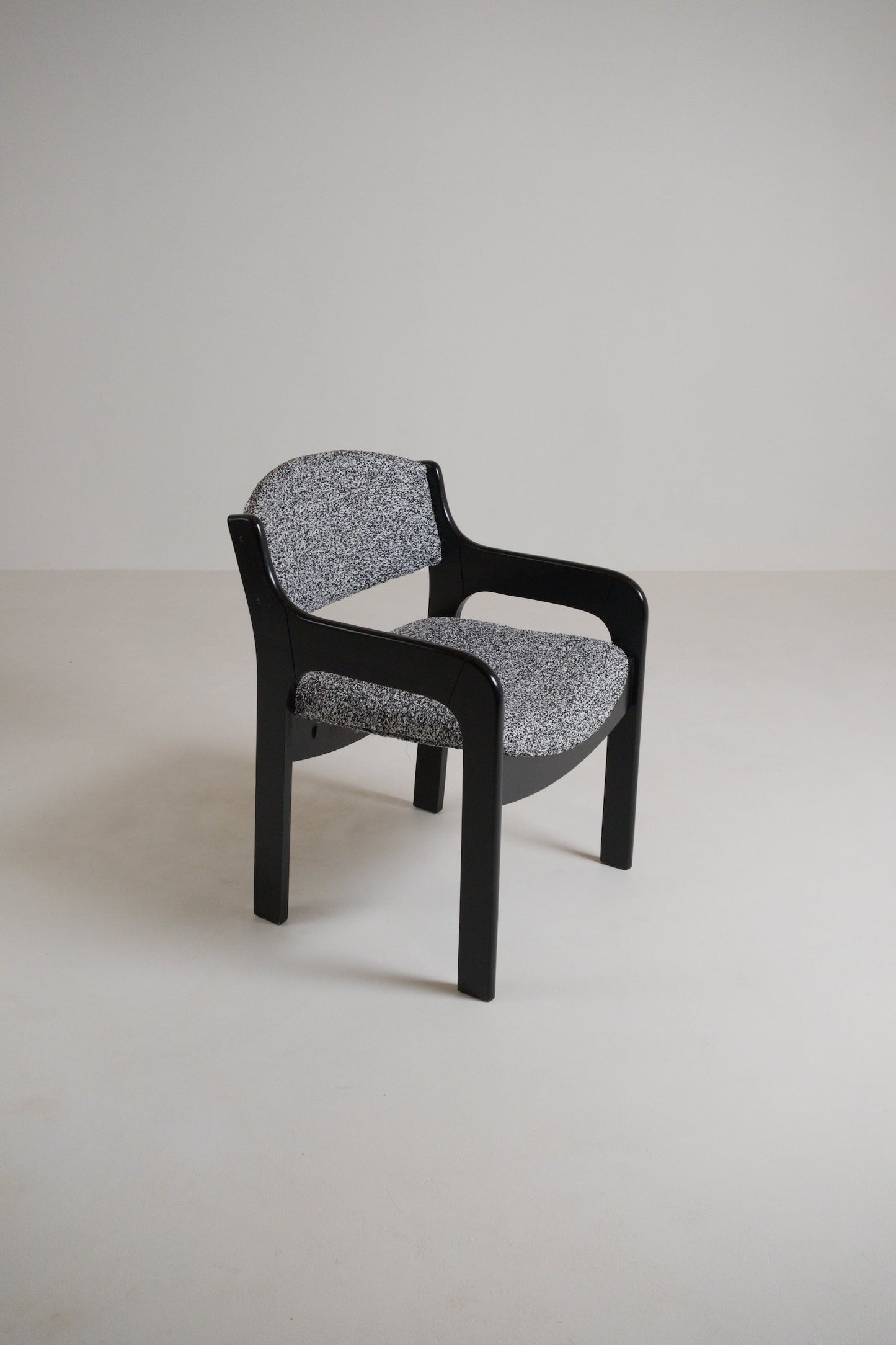 Fauteuil dans le goût de Eero Aarnio