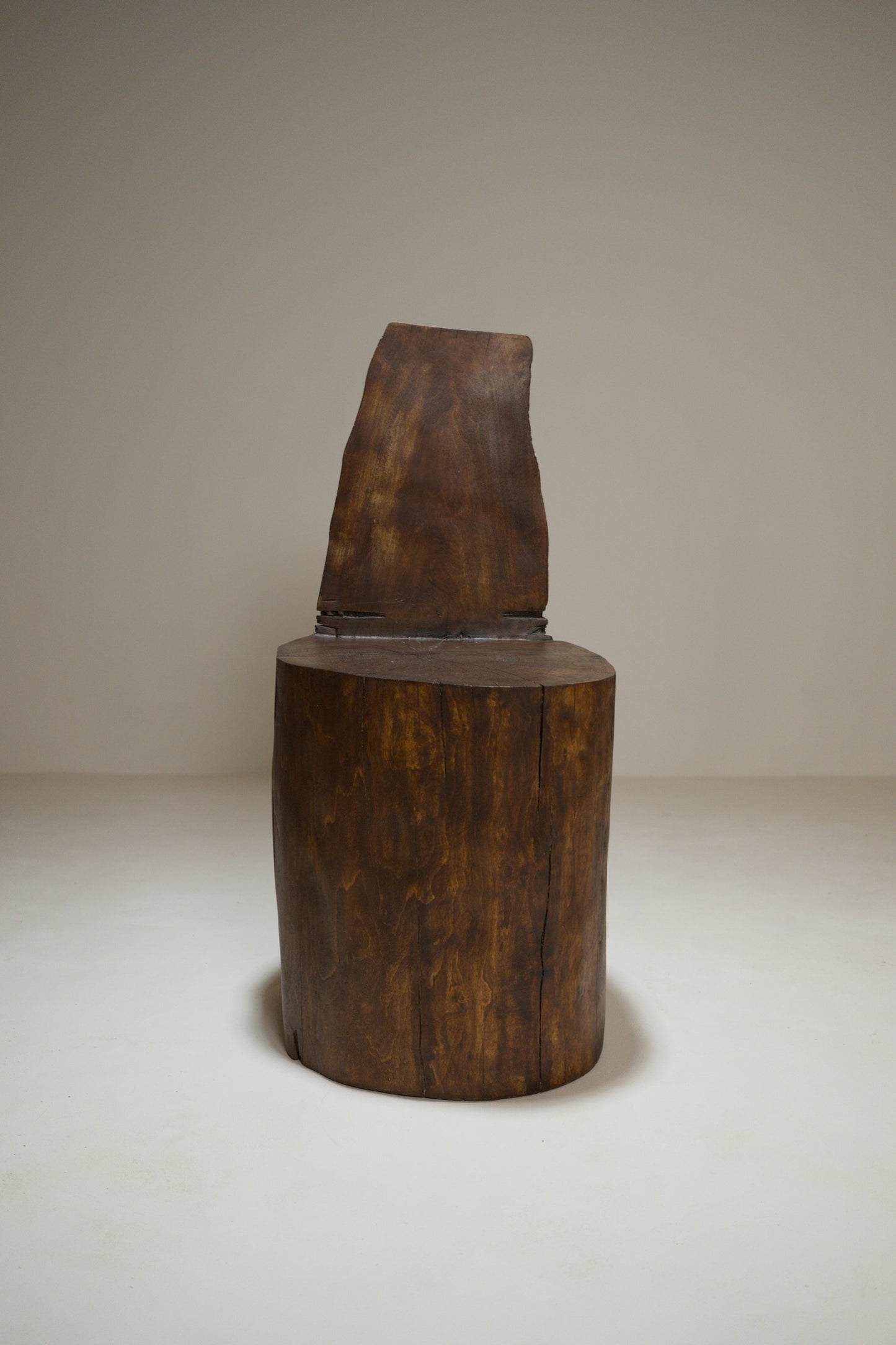 4 fauteuils monoxyles brutalistes en bois massif, années 1970
