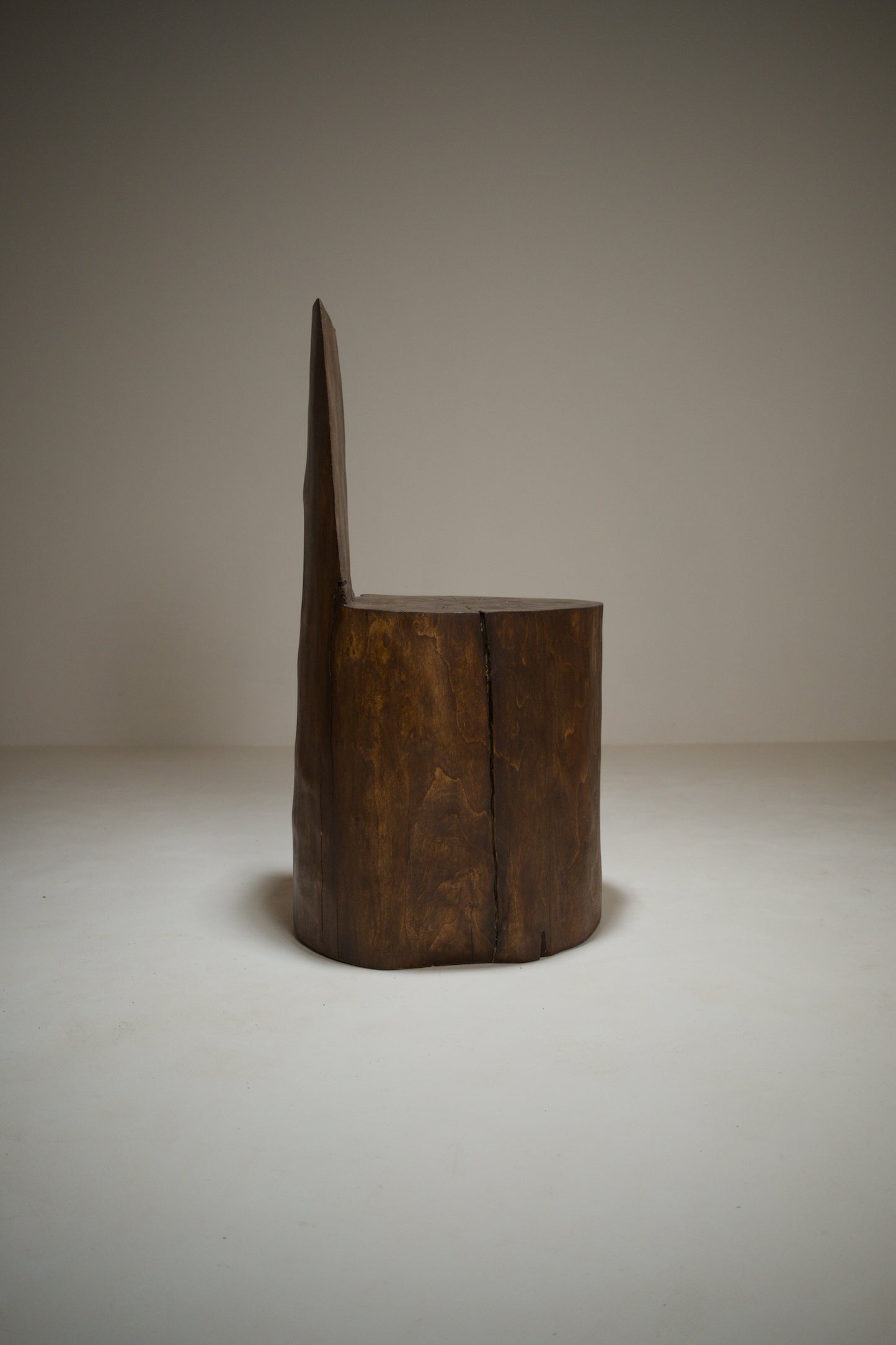 4 fauteuils monoxyles brutalistes en bois massif, années 1970