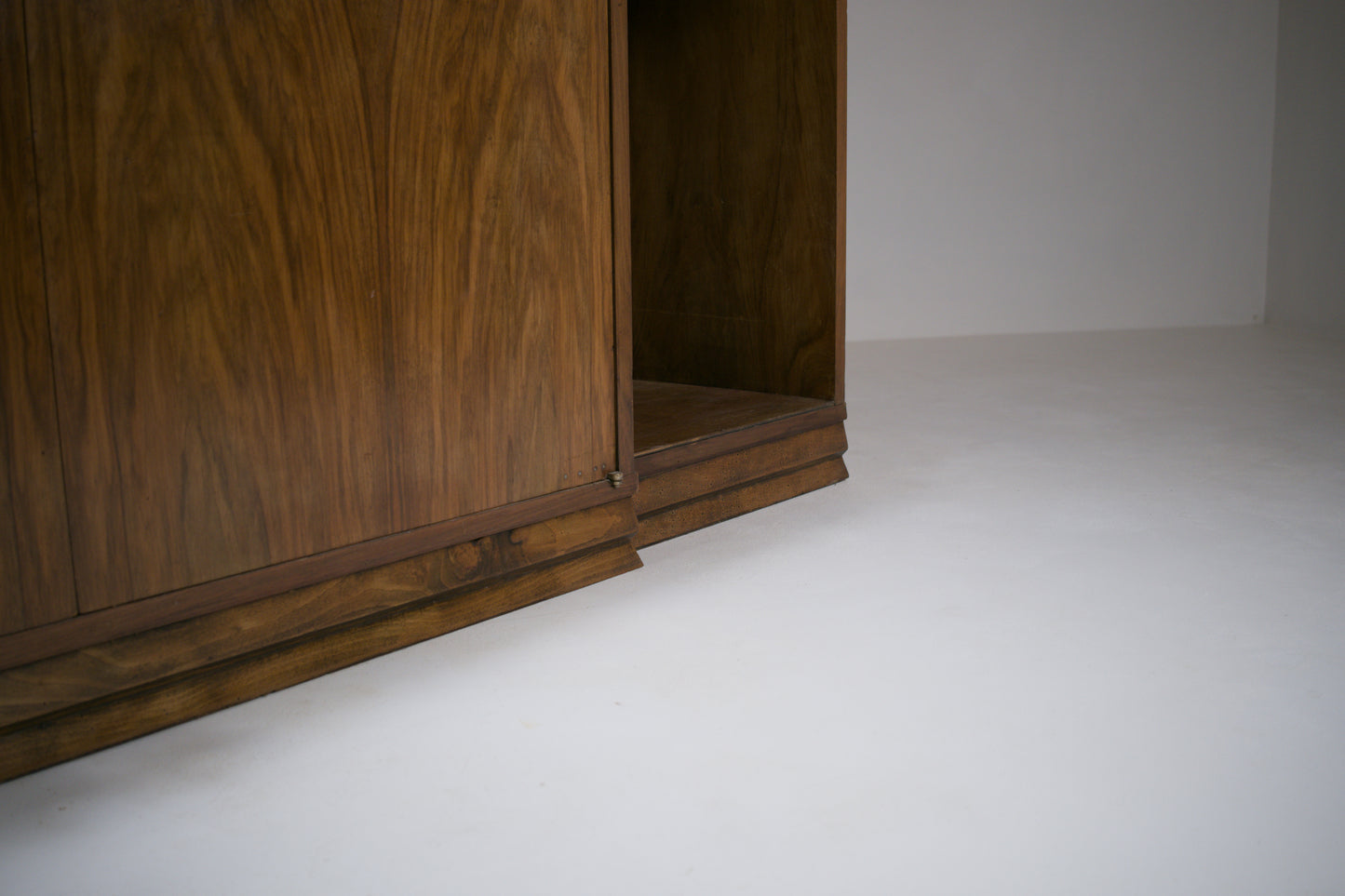 Cabinet moderniste. 1930