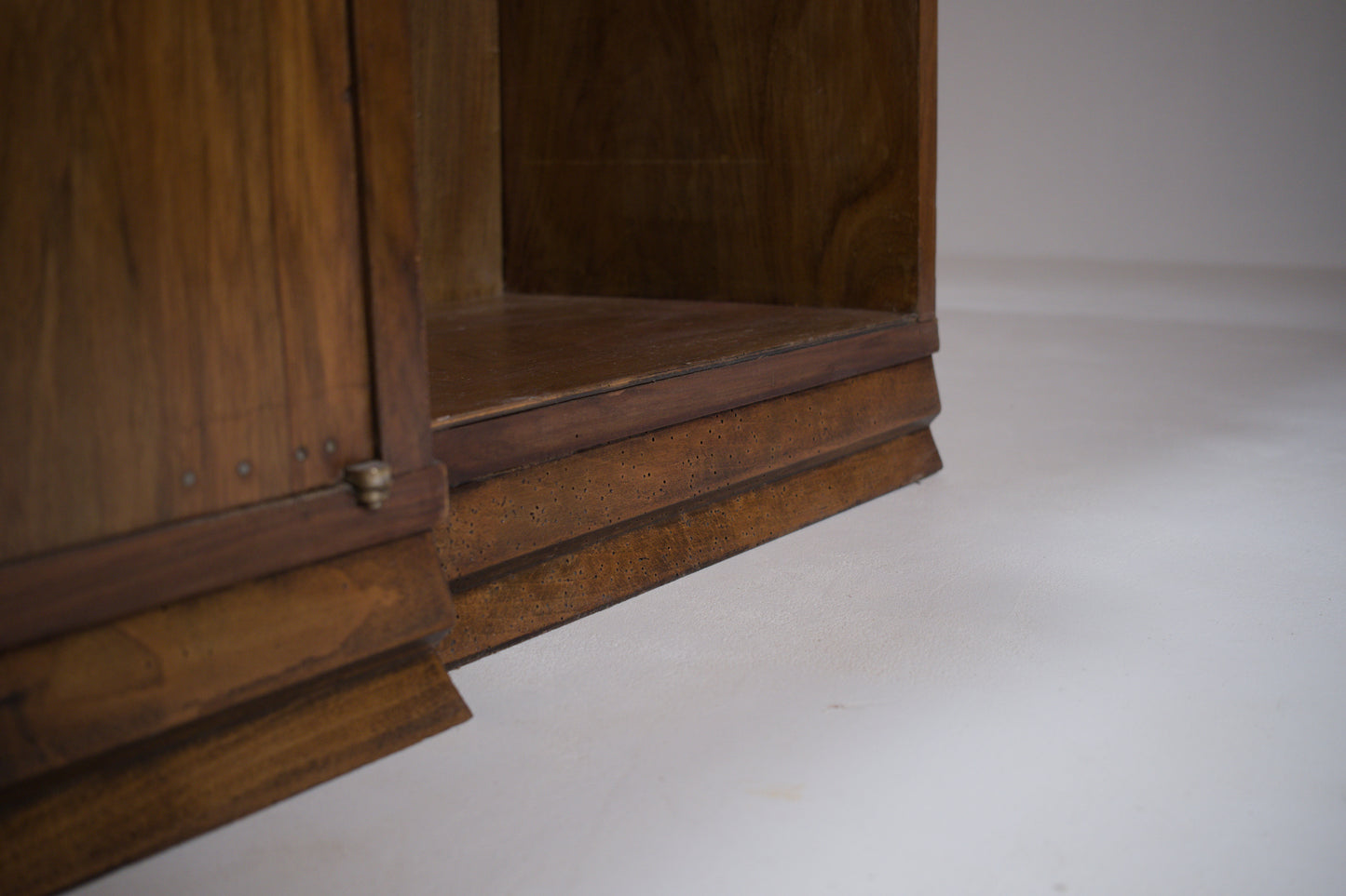 Cabinet moderniste. 1930
