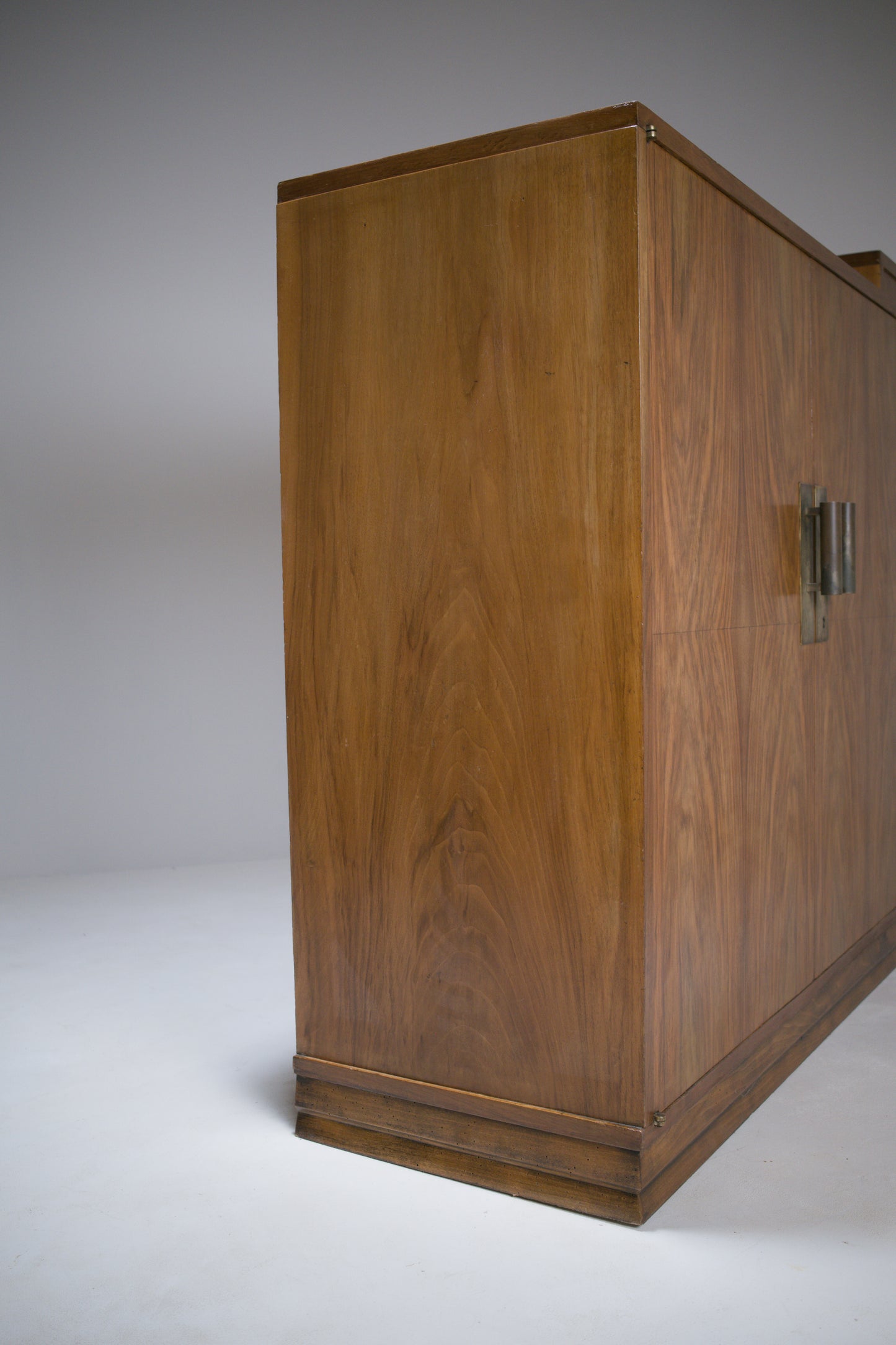 Cabinet moderniste. 1930