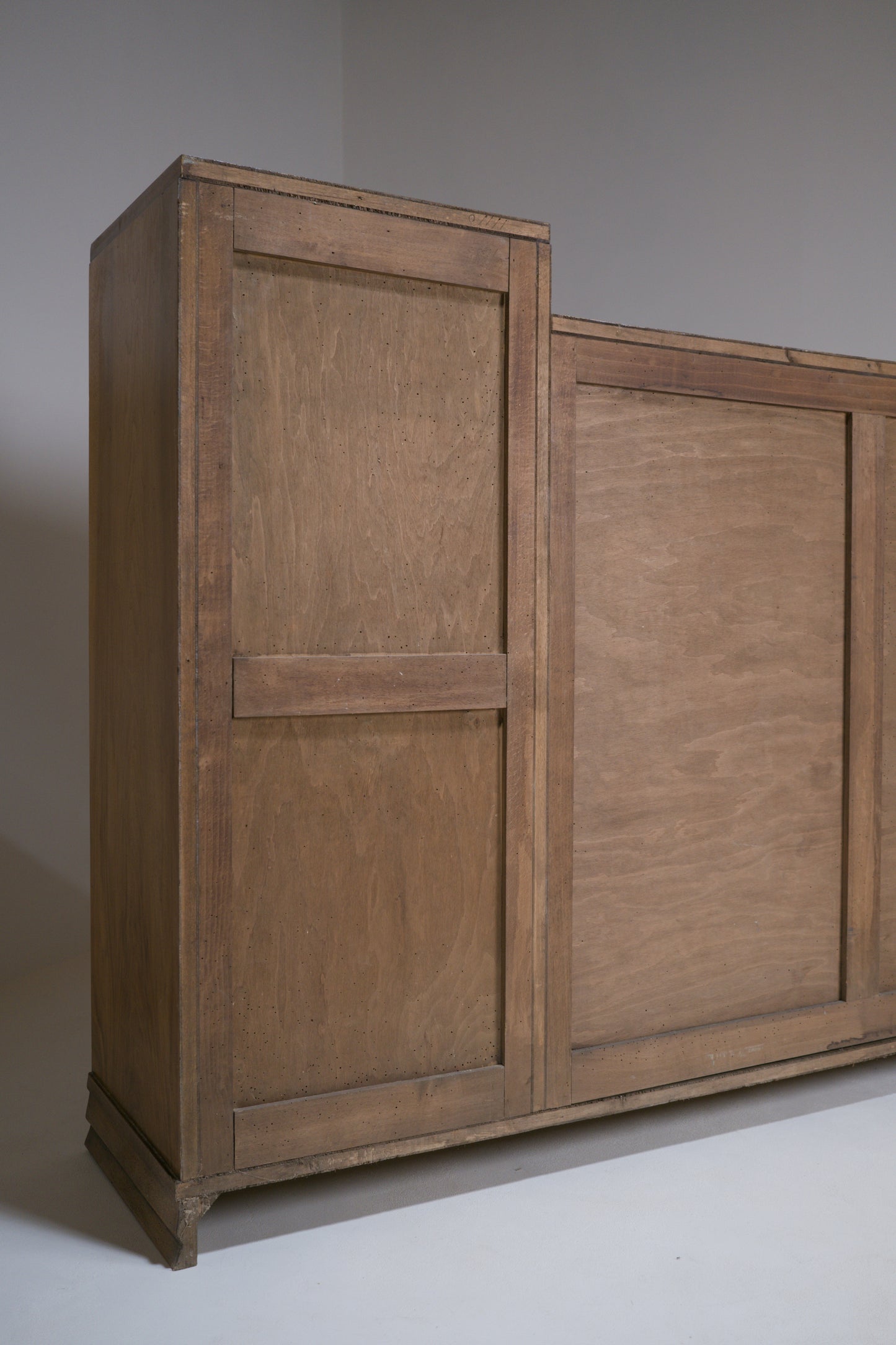 Cabinet moderniste. 1930