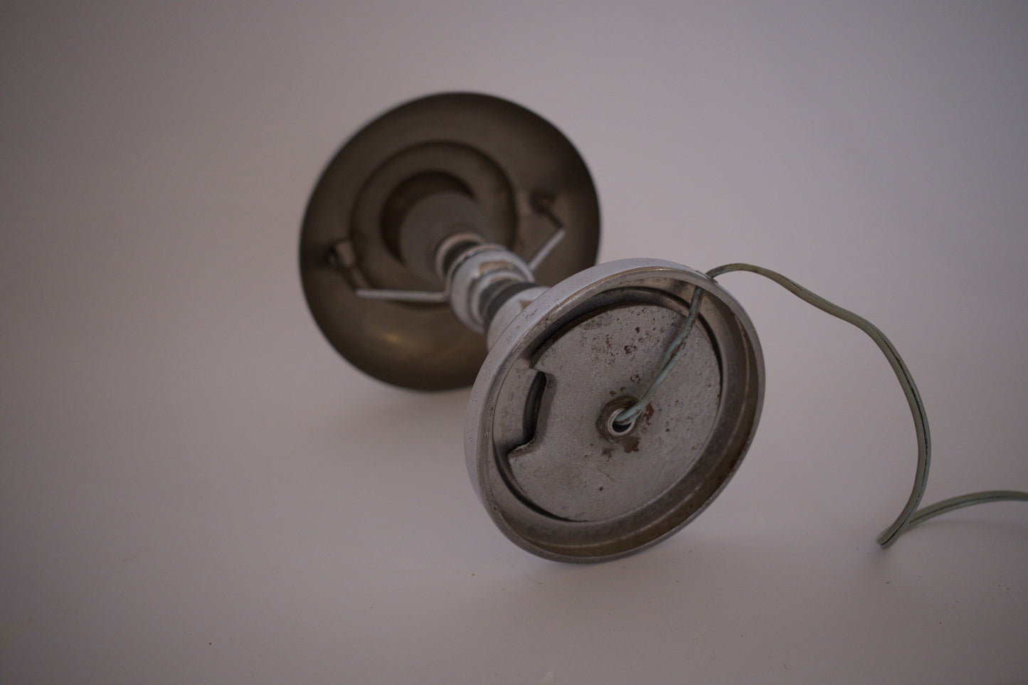 Petite lampe Streamline. France