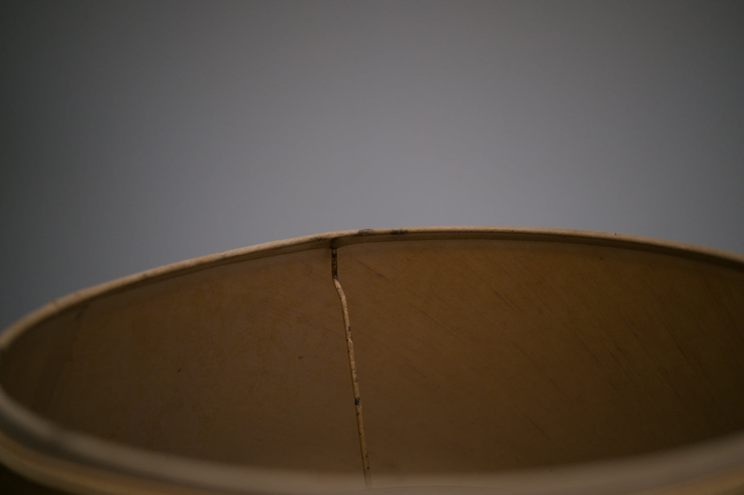 Lampe de table française, goût antique