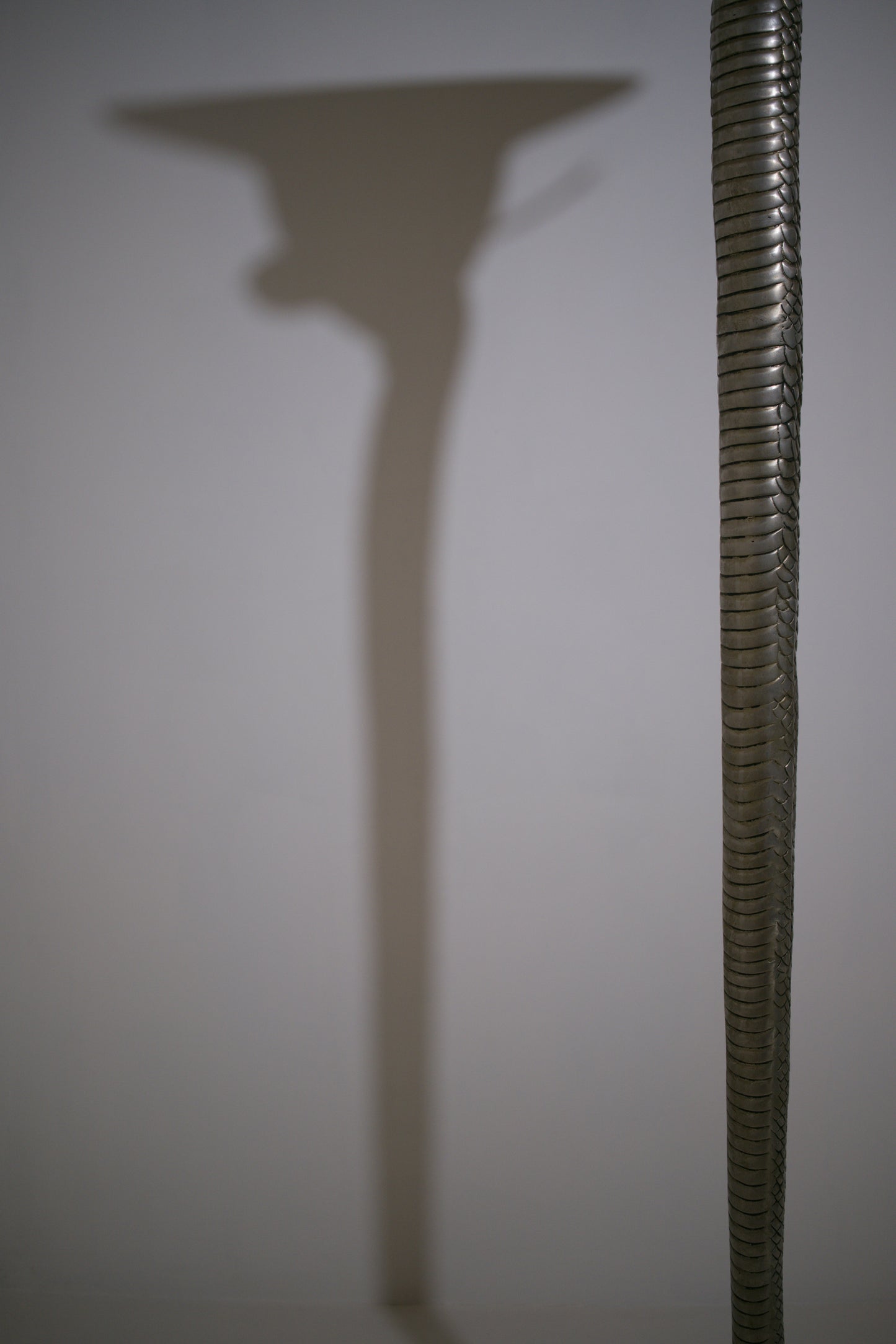 Lampadaire serpent