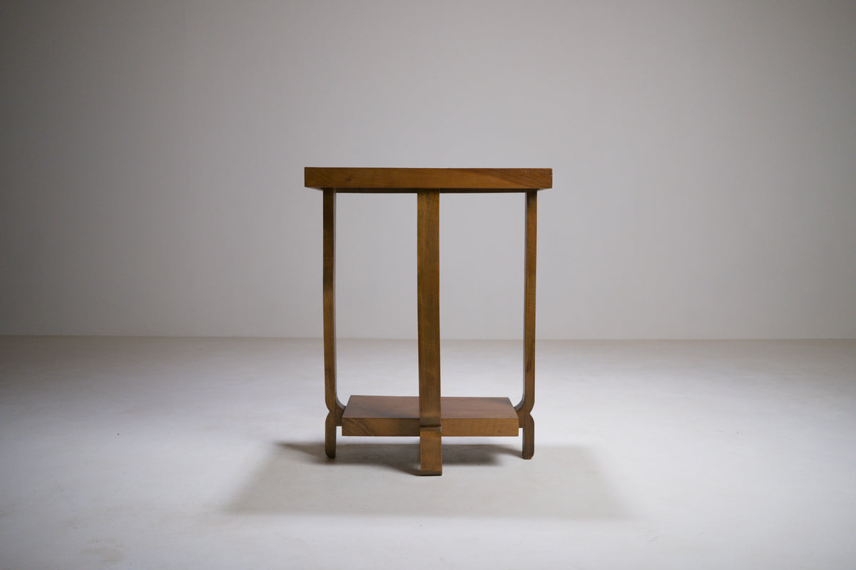 Table d'appoint moderniste Art déco. Vers 1930