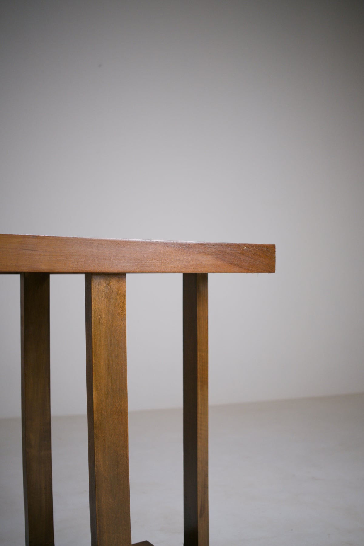 Table d'appoint moderniste Art déco. Vers 1930