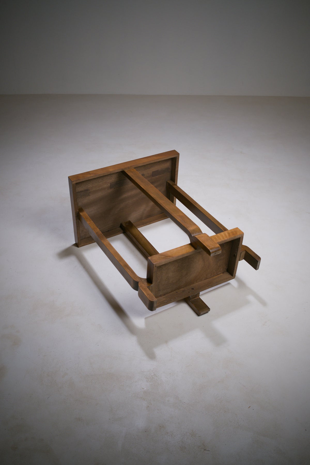 Table d'appoint moderniste Art déco. Vers 1930