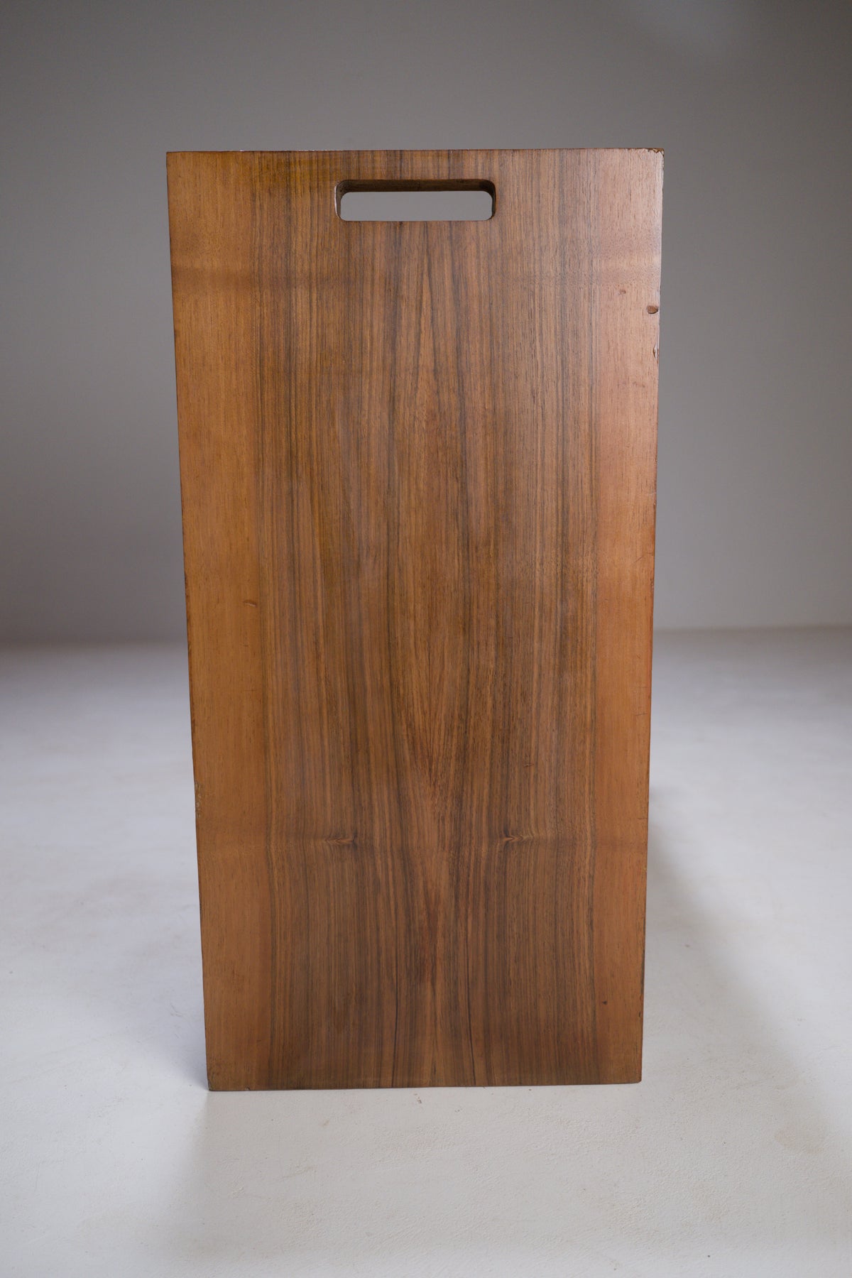 Rationalist veneered wood étagère, circa 1930