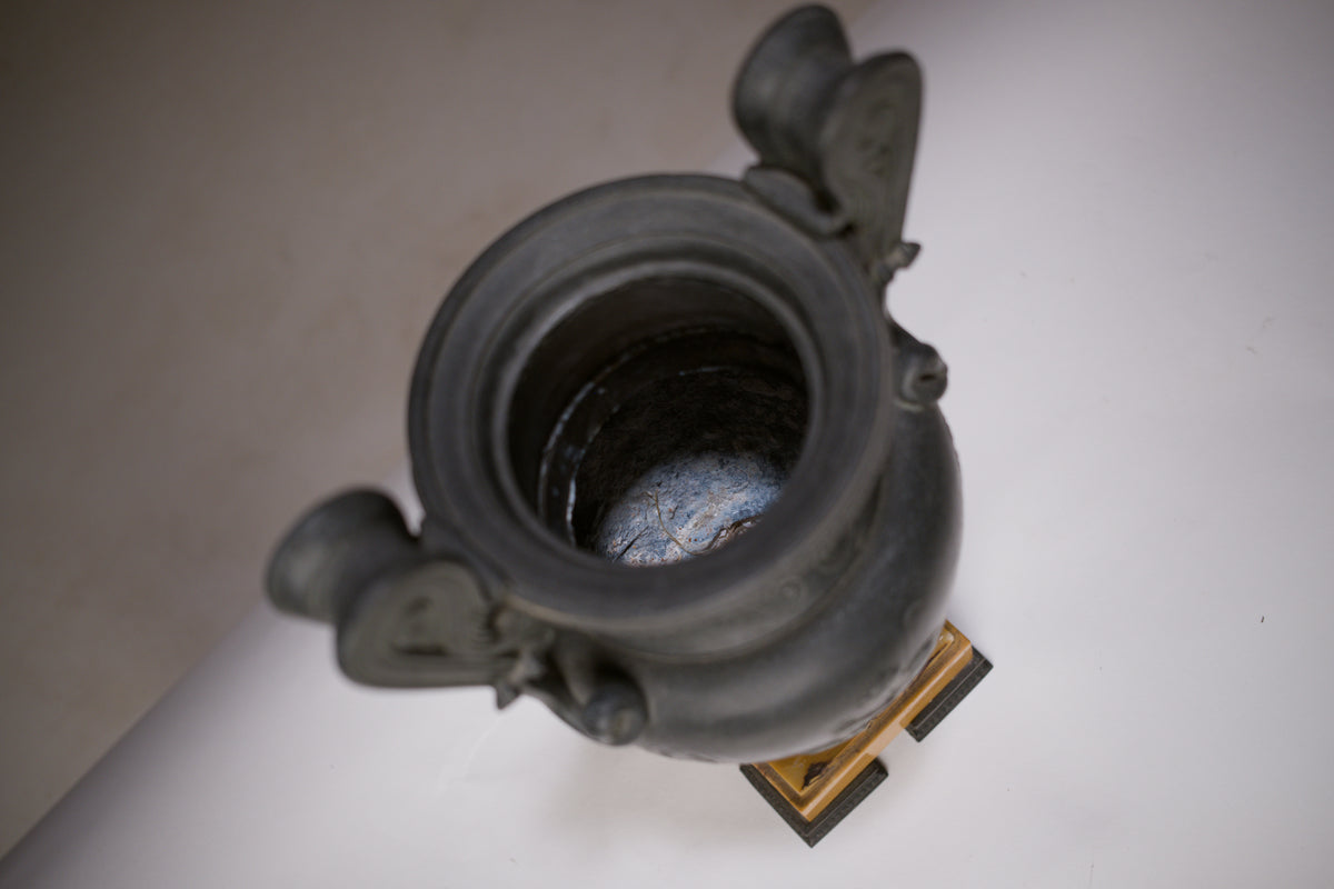 Paire de vases à l’antique, XIXe siècle
