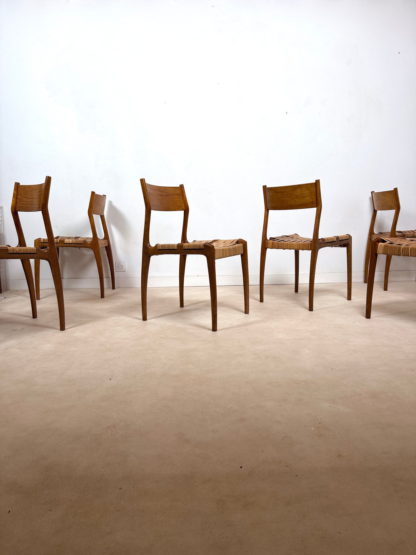 Ensemble de 6 chaises GESSEF modèle « Havana »