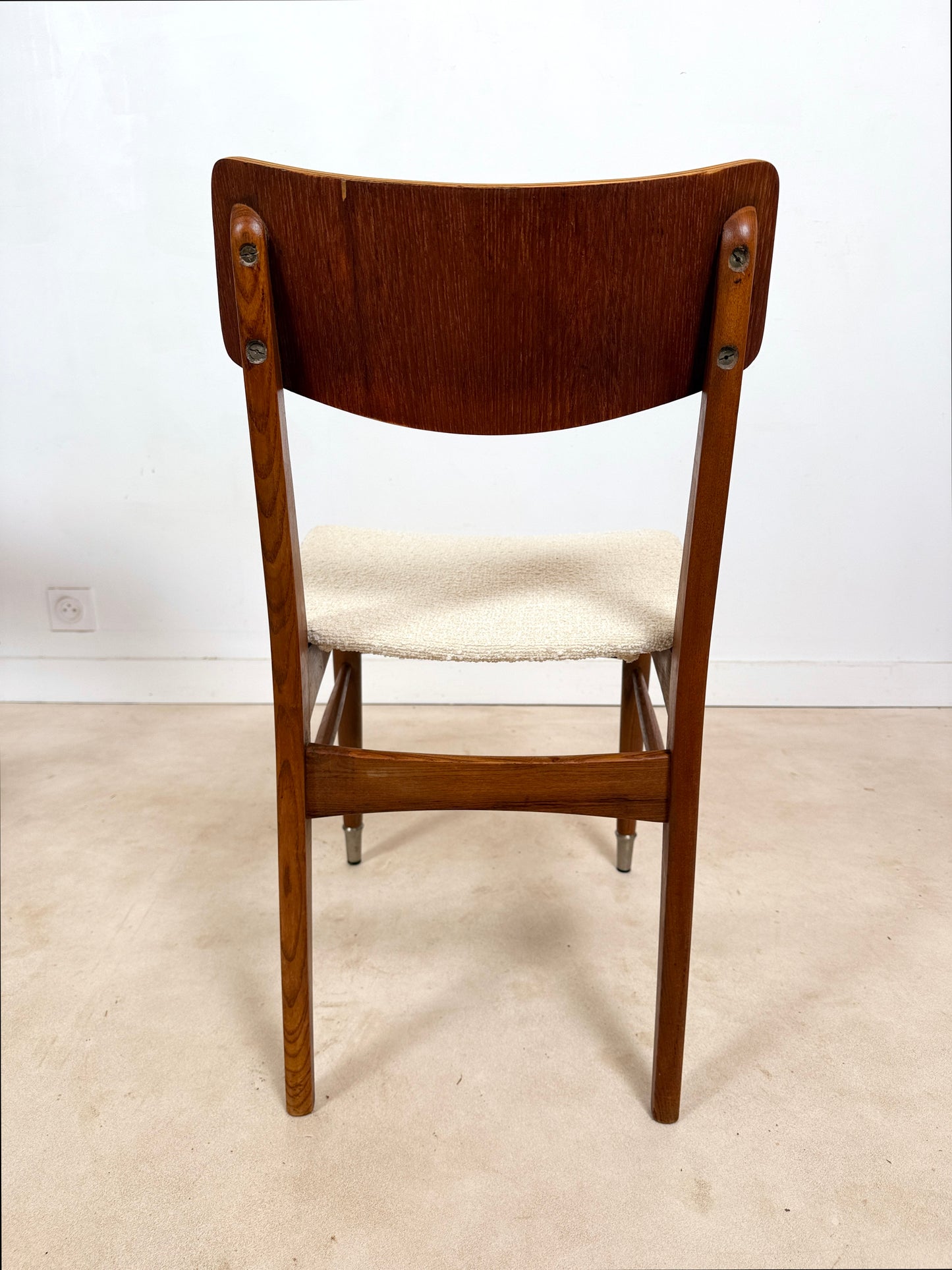 Ensemble de 4 chaises scandinaves en teck