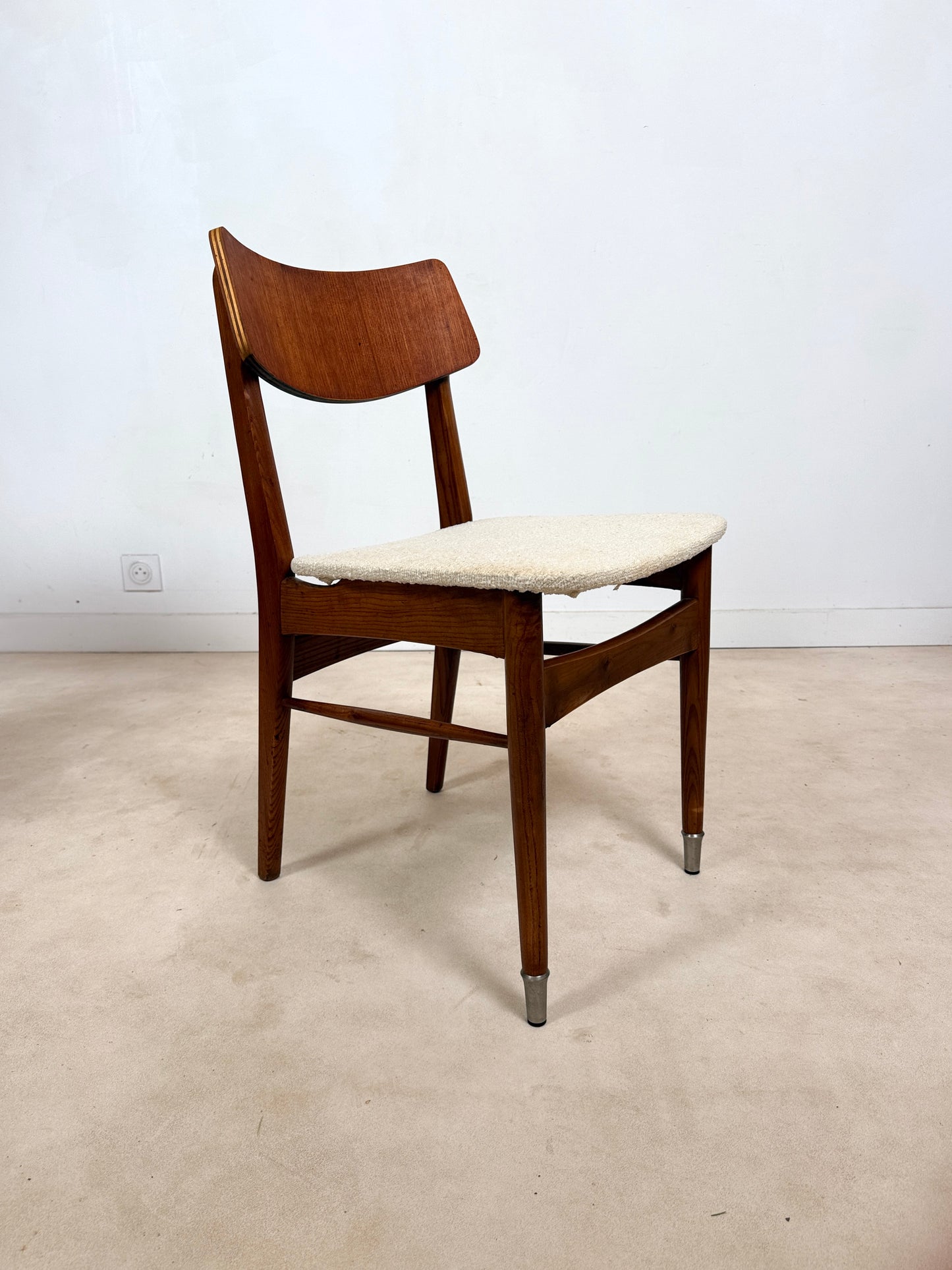 Ensemble de 4 chaises scandinaves en teck