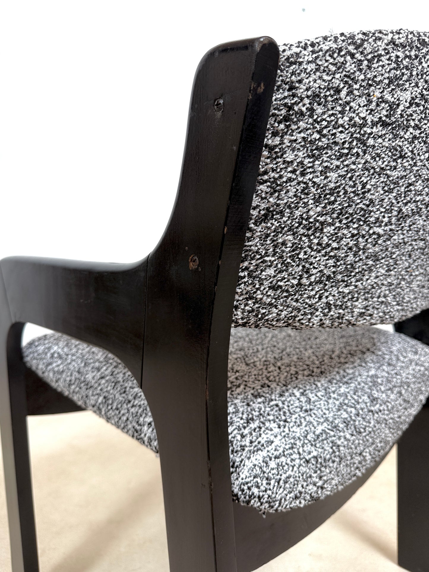 Chaise dans le goût de Eero Aarnio