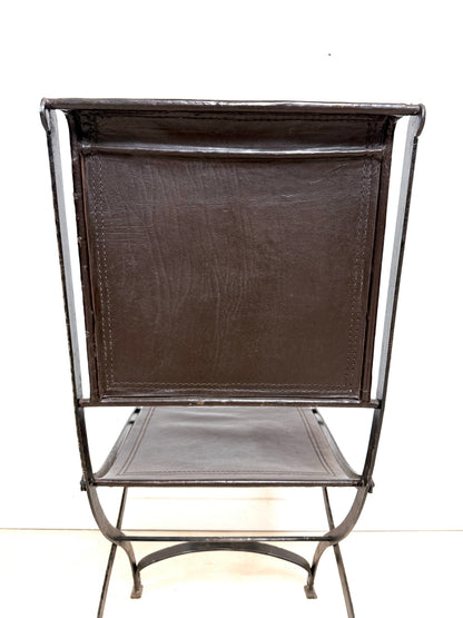 Chaise ancienne en fer forgé et cuir