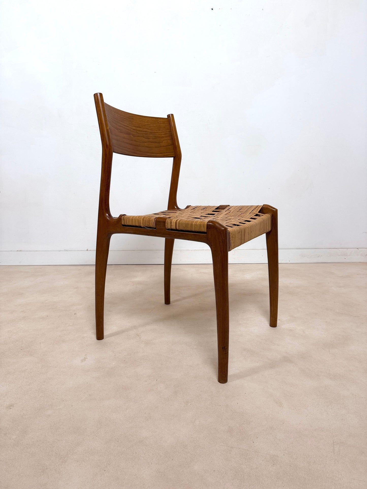 Ensemble de 6 chaises GESSEF modèle « Havana »