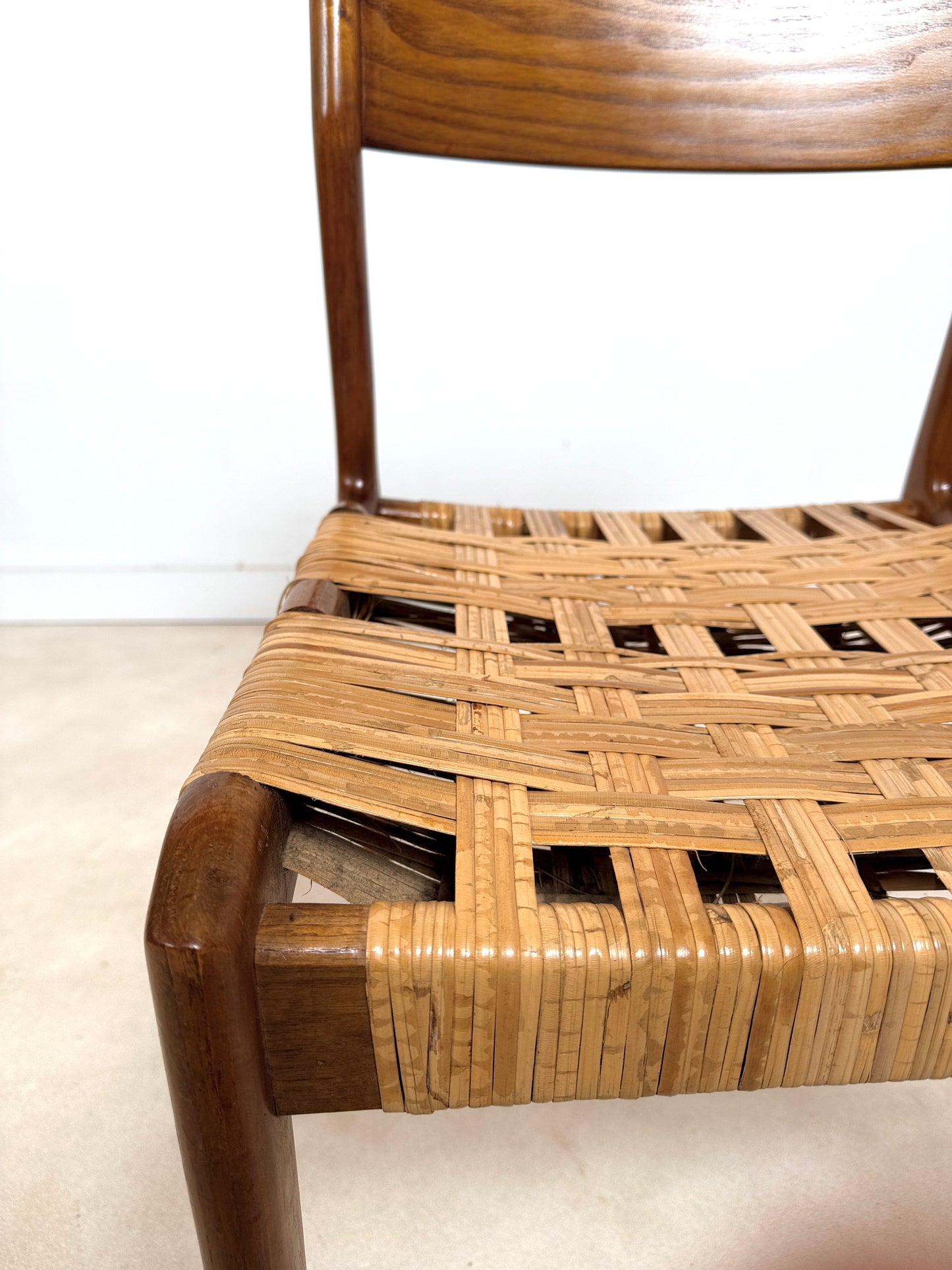 Ensemble de 6 chaises GESSEF modèle « Havana »