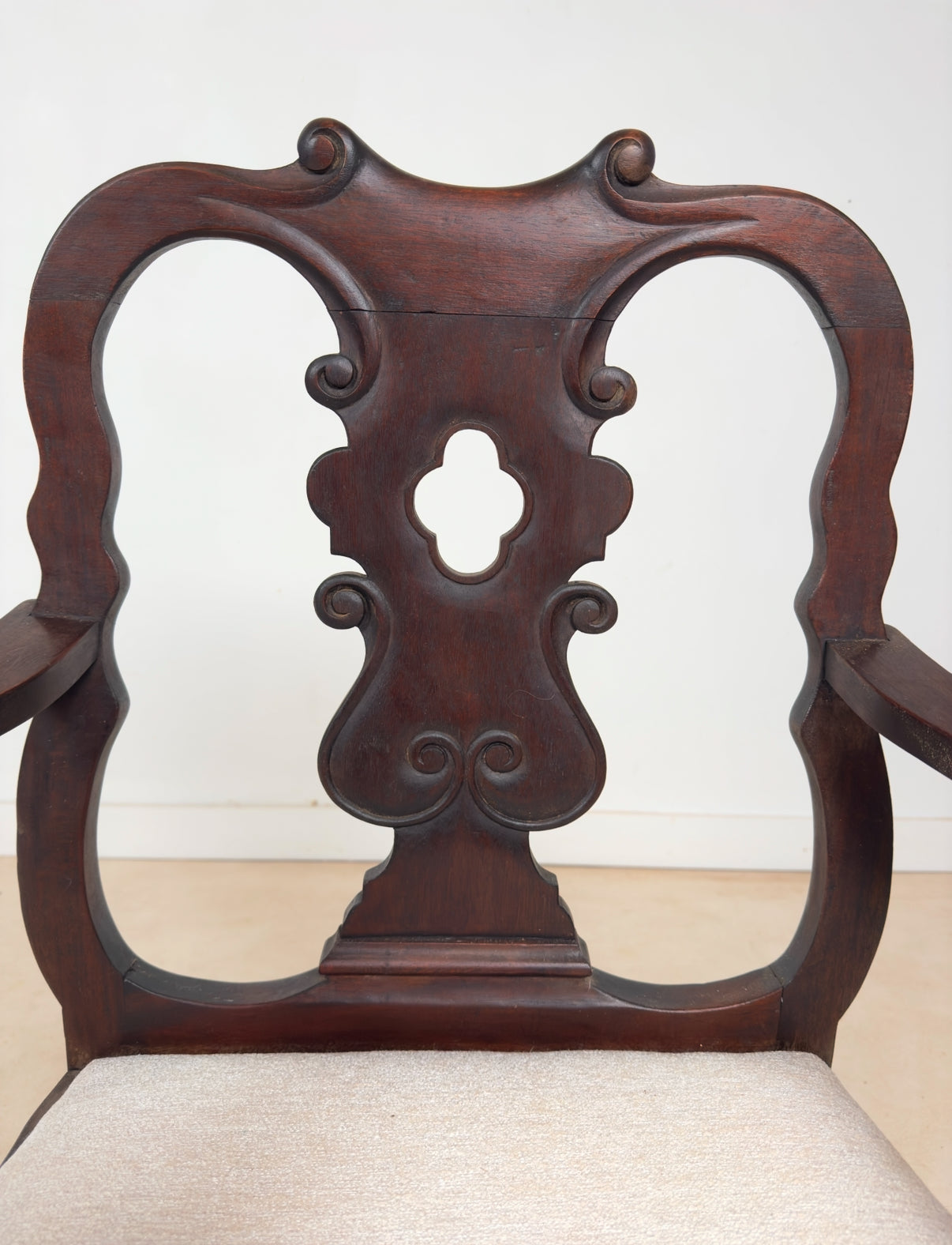 Paire de fauteuils « Chipendale »