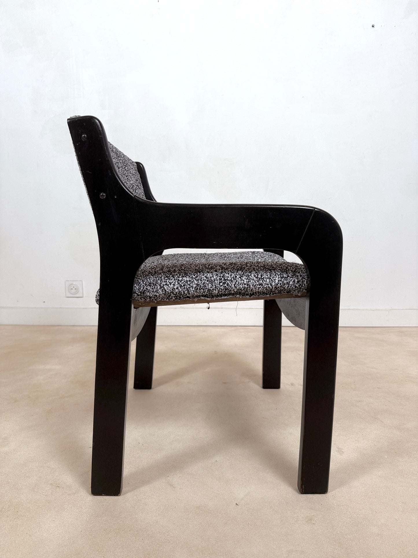 Chaise dans le goût de Eero Aarnio