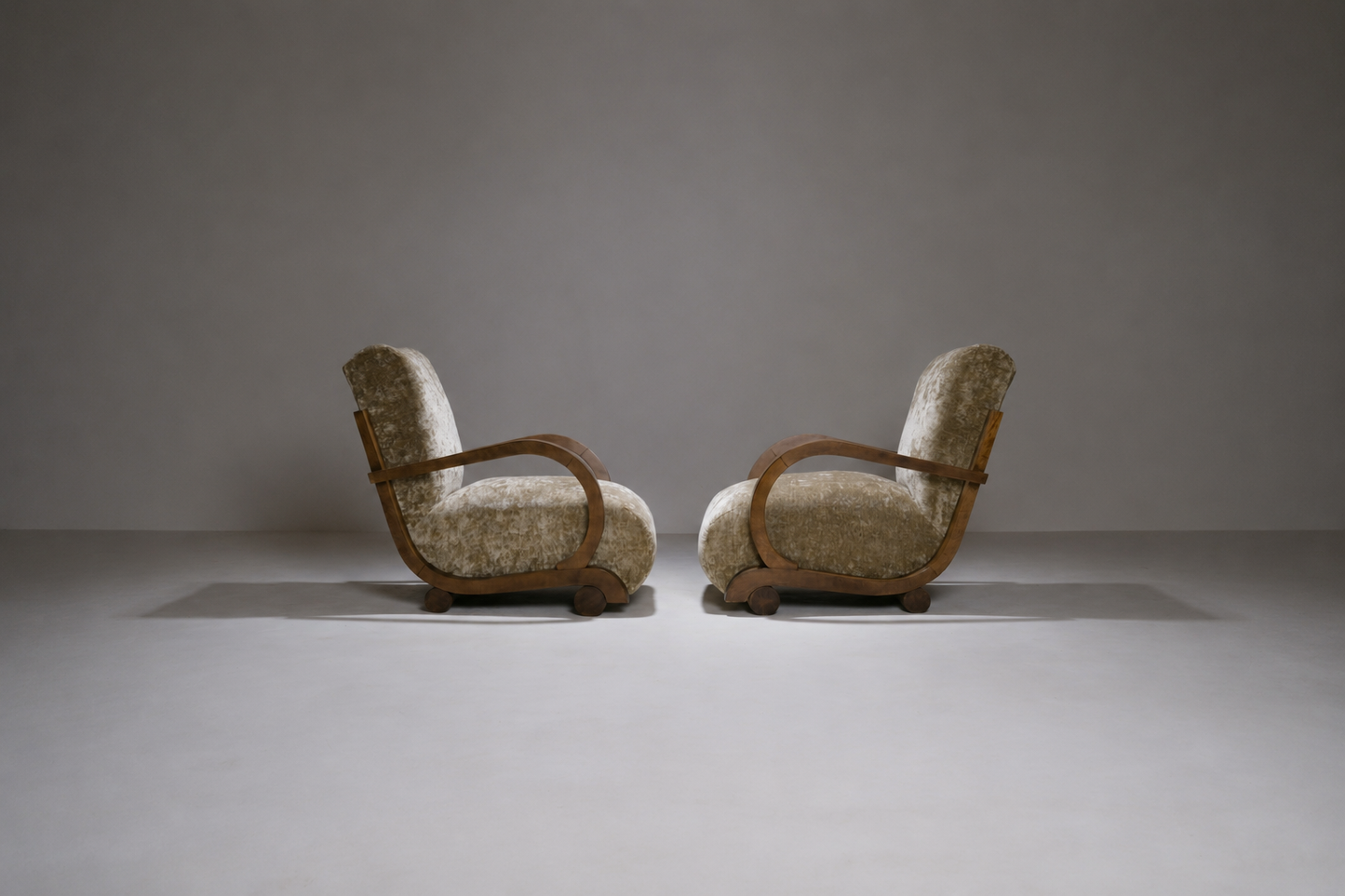 2 fauteuils "Parisienne d'ébenisterie". 1930