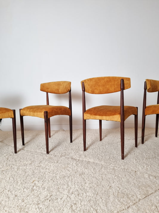 Ensemble de 4 chaises scandinaves en palissandre